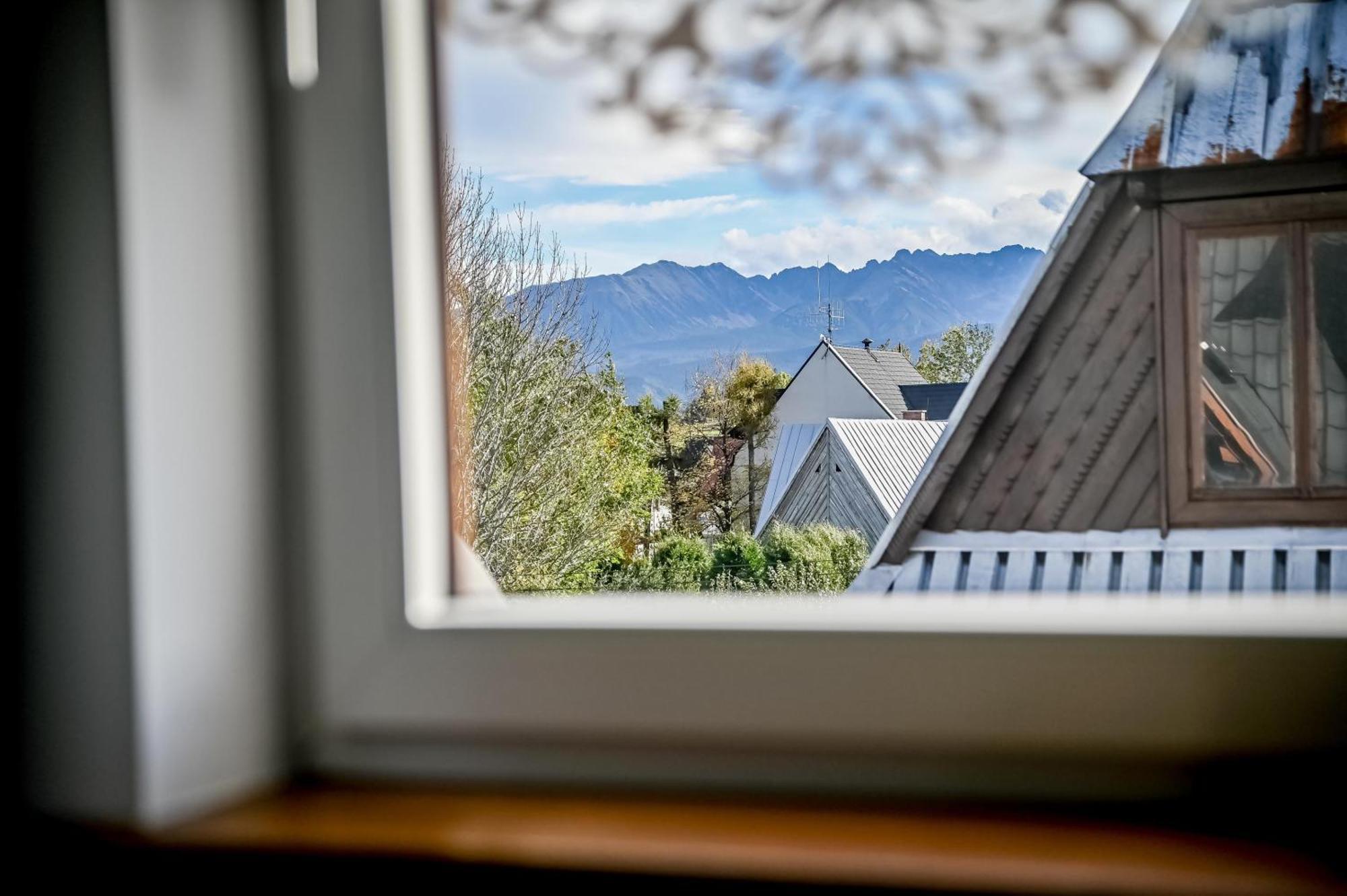 ゾンプ U Ireny Bed & Breakfast エクステリア 写真