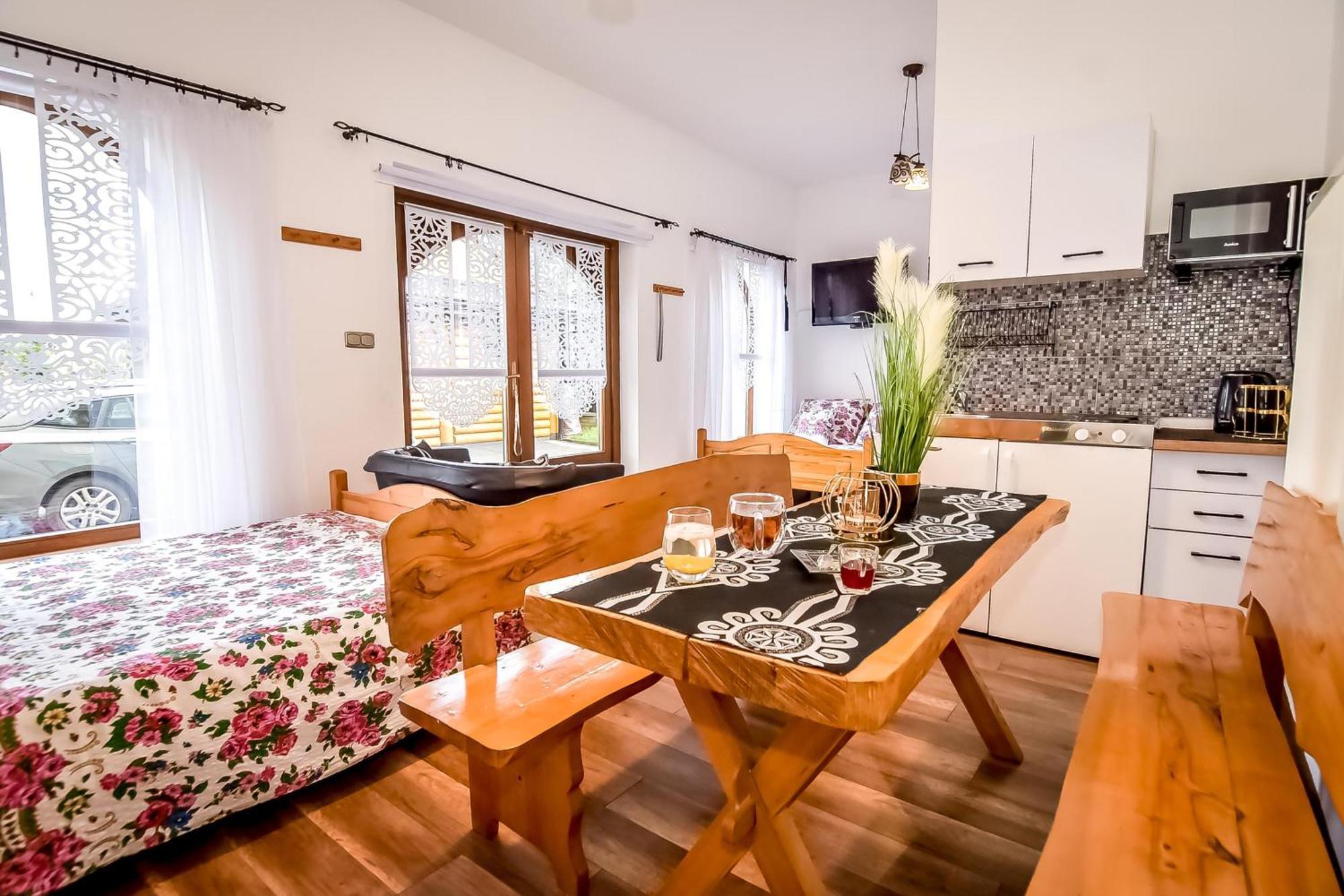 ゾンプ U Ireny Bed & Breakfast エクステリア 写真