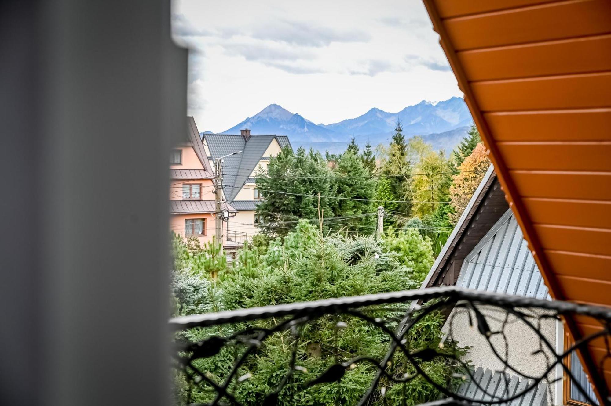 ゾンプ U Ireny Bed & Breakfast エクステリア 写真