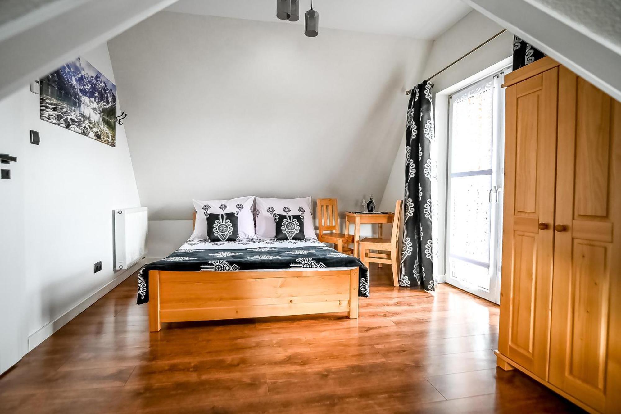 ゾンプ U Ireny Bed & Breakfast エクステリア 写真