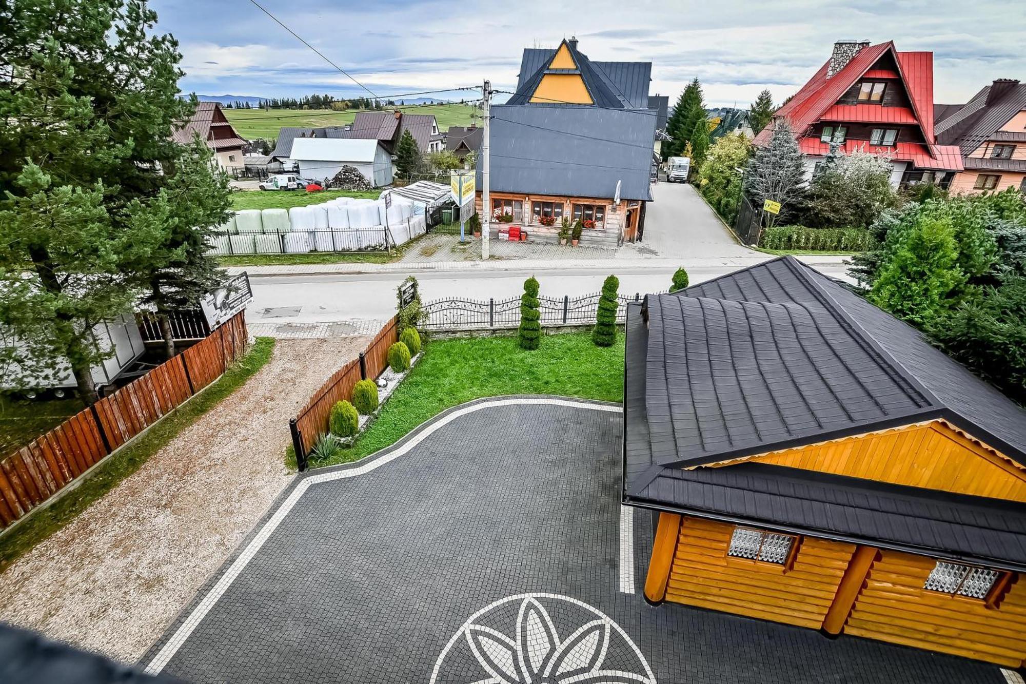 ゾンプ U Ireny Bed & Breakfast エクステリア 写真